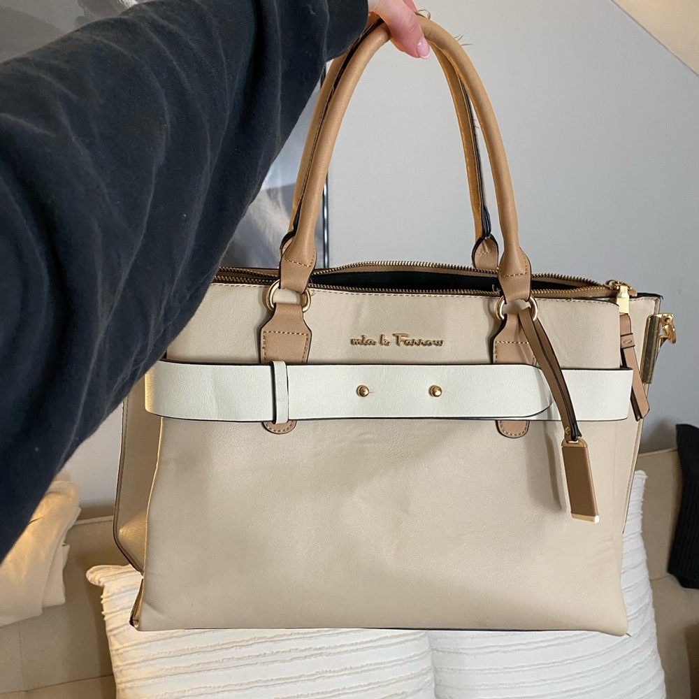 medium size tote bag